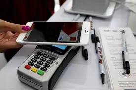 朋友圈被Apple Pay刷屏 小编教你如何用此神器愉快“剁手”图片