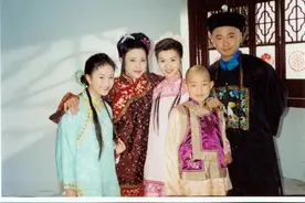 徐峥陈好《李卫当官》里这段音乐好欢乐，一直循环了几百遍视频封面