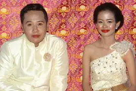 泰国女子婚礼成“史上最僵”新娘：都是化妆师的错图片