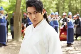 奇幻电视剧《新白发魔女传》主题曲MV《流恋》