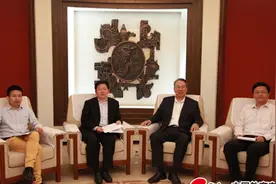 清华大学招办主任刘震：选大学比选专业更重要视频封面