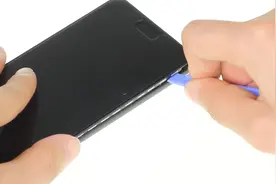 华为P10机壳拆解更换教程