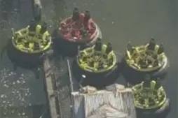 女孩与4名同学一起玩漂流 不料发生事故