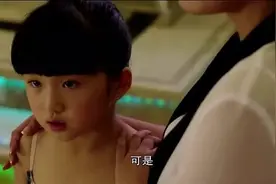 小女孩大厅独自表演舞蹈，台下坐的全都是鬼视频封面