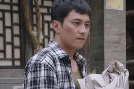 小宝对哑巴养父说他不会认亲生父亲，承认离婚协议是他出的主意