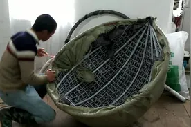 你还相信拼多多吗？1分钱买了一个这么大的货，大货大货啊哈哈…视频封面