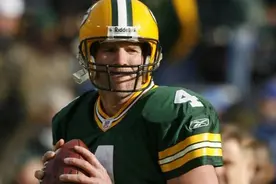 NFL四分卫手掌尺寸决定了什么？图片