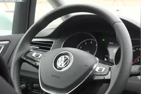 大众高尔夫嘉旅80公里紧急制动 车子没有发生侧滑和甩尾