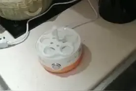 煮鸡蛋蛋黄上的青黑色膜致癌？别被骗，多半是因为煮的方法不对视频封面