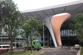 北京大兴国际新机场本月底即将启用，提前来打个卡视频封面