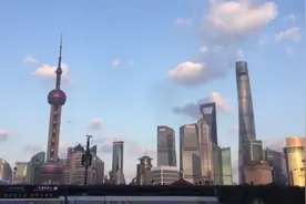 中国第一摩天楼 今天犹如一座黄金城 平时见不到视频封面