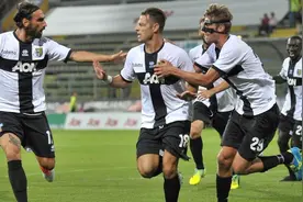 升级有望！帕尔马双杀卢切塞 跻身意丙附加赛前四视频封面