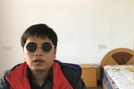 大乐透19131期，小伙选了两组特殊的号码送给大家，愿好运