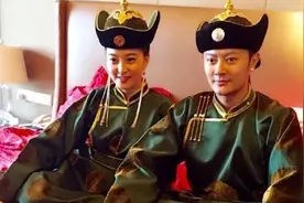 印小天疑似被骗婚损失千万 甜蜜婚礼仿佛在昨天！视频封面