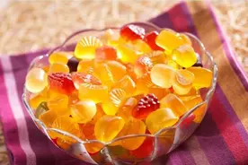 过期的QQ糖都给扔掉了，那太可惜了，它能为你节省不少钱视频封面