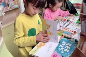 晴宝为了学习更多知识，向妈妈提出这样的要求，网友: 必须答应。