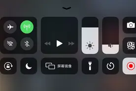手搓小丑无限钜转圈圈 逗比的一局匹配😂视频封面