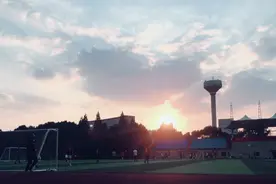 一大清早的“嘉兴学院”视频封面