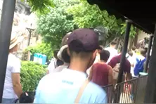 珠海长隆看剧场表演多可怕的人流视频封面