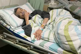 只剩一个右肺的71岁老父亲，每天在病痛中度过，不知还能坚持多久