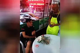 哈哈，烤辣椒吃过吗？不加辣椒的吃过吗？图片