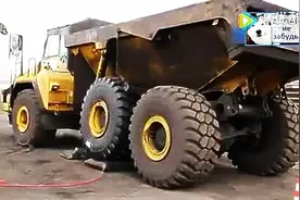 大型工程车，如何换车轮？视频封面