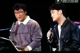 最经典的《漂洋过海来看你》现场版，看哭了视频封面