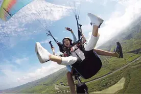 主持人李丽莎携手GIVHSHYH游留尼汪岛图片