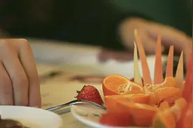 揭秘！橘子和牛奶同吃 为啥有人会腹痛、腹泻？图片