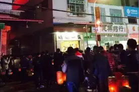 实拍：正月十九谷饶华里迎灯笼，大人闹仔都出动，阵容强大，壮观图片