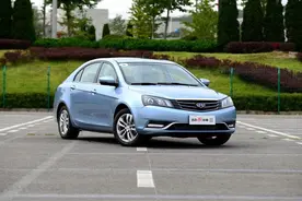 宝骏630对比帝豪 比较后才知道宝骏的轿车有多差图片