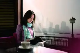 爱上一个人只需3个理由图片