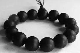 手串福利！沉香手串的保养五大秘籍！图片