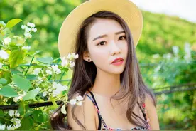 离婚后我嫁给农村丑老公，拼搏五年后，他带着我衣锦还乡羡煞旁人图片