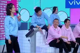 小春哥#陈小春 在快本的这个游戏上惨遭歌手生涯滑铁卢😂大伙儿都快笑到静音啦#快乐大本营