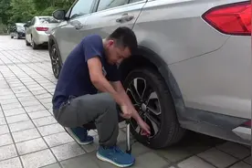 单车打气筒不能给汽车打气？我不信！视频封面