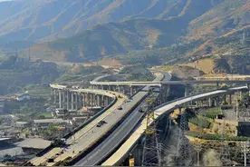 丽攀高速华坪段通车 后年成都8小时飙拢丽江！图片