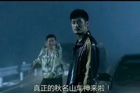 秋名山车神!逆天老太太玩街机赛车各种漂移图片