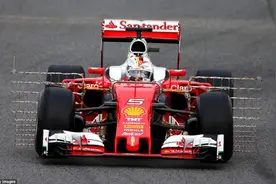 F1季前试车首日 维特尔最快哈斯前翼折断图片