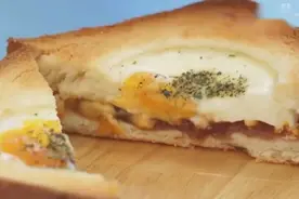 吐司的15种做法 每日早餐不再单调！视频封面