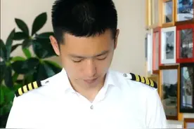 告诉大家直升机飞行员驾驶得花多少钱？#有颜有知识的我 #大咖发来挑战书 #vlog时尚