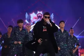 贾乃亮挑战BIGBANG《Bang Bang Bang》 与黄致列王源后台互动图片