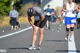 你以为跑步受伤真的是因为跑太多了？图片