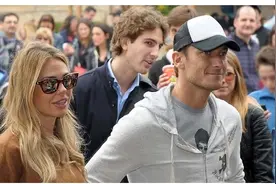 狼王托蒂已找回平静 爱妻布拉茜将为他生第三胎图片