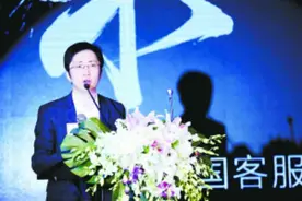 AI客服不会取代人工图片