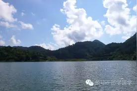 「官德文化」白袍点墨，终不可渝图片