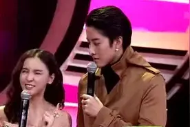 Mike中国首秀当场求婚Aom，妹纸措手不及，麦实力盯妻狂魔视频封面
