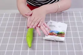 再辣的辣椒，粘在手上也不怕，教你一招，轻轻松松清洗干净