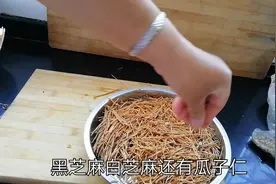 教你用干面条做沙琪玛，酥脆香甜，邻居都收藏了