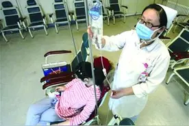 准妈妈护士：长时间工作感觉对不住肚中宝宝图片